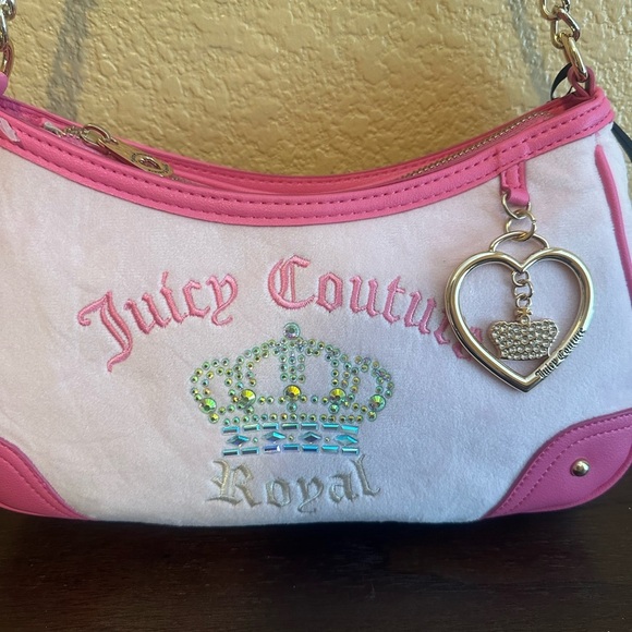 Juicy Couture Pink and White Shoulder Bag with Silver Chain - Picture 2 of 4